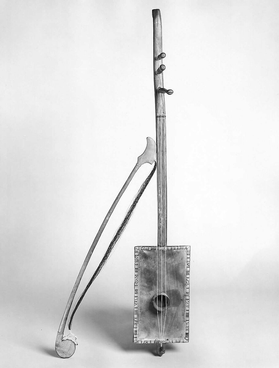 Tarawangsa, Wood, silk, parchment, Javanese (Sunda)