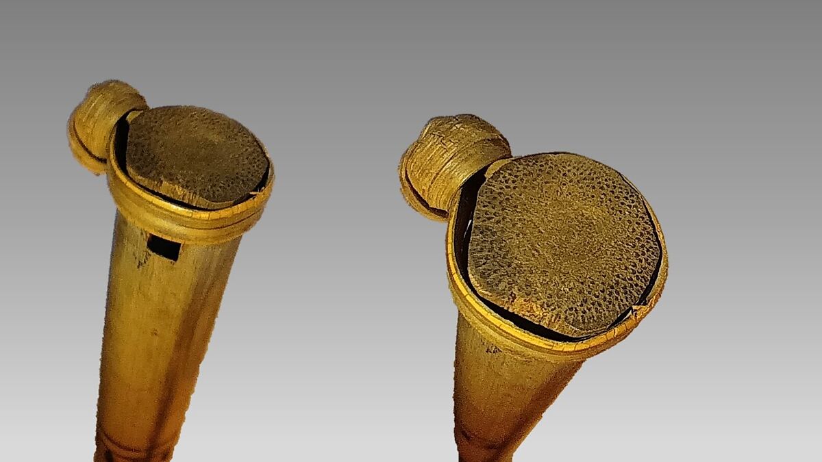 Suling Pélog (ring flute), Bamboo (tamiang bamboo), rattan, Javanese (Sunda)