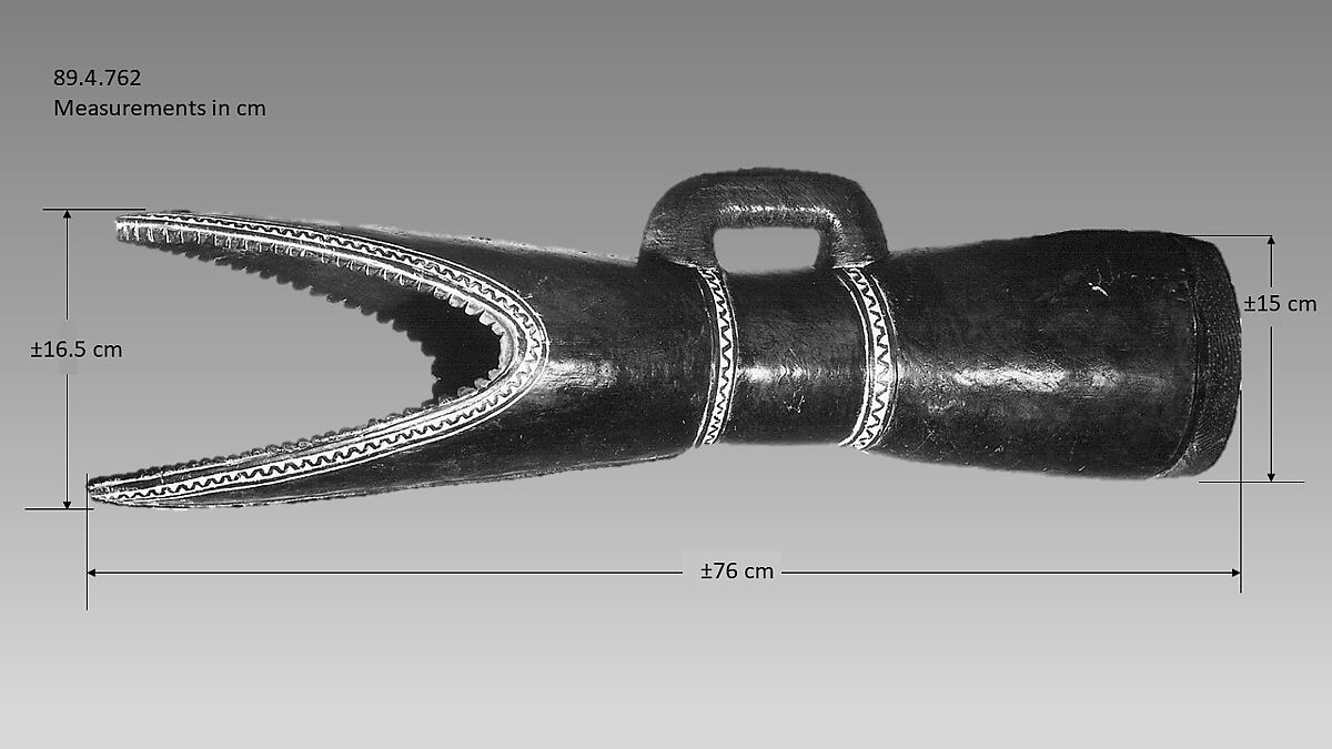 Apa, wood, lizard skin, Melanesian (Huon Gulf?, Papua New Guinean)