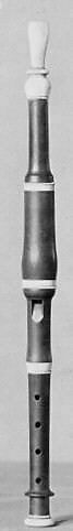Flageolet in A, Wood, horn, French