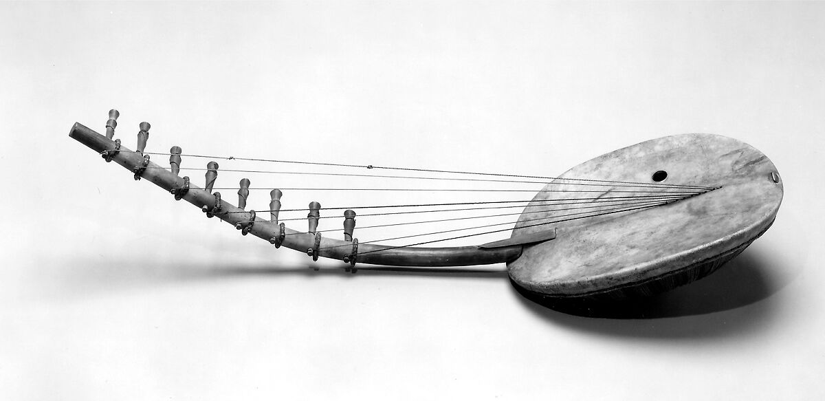 Ennanga, Ganda, Wood, vegetal fiber, snake skin, hide, Ganda people