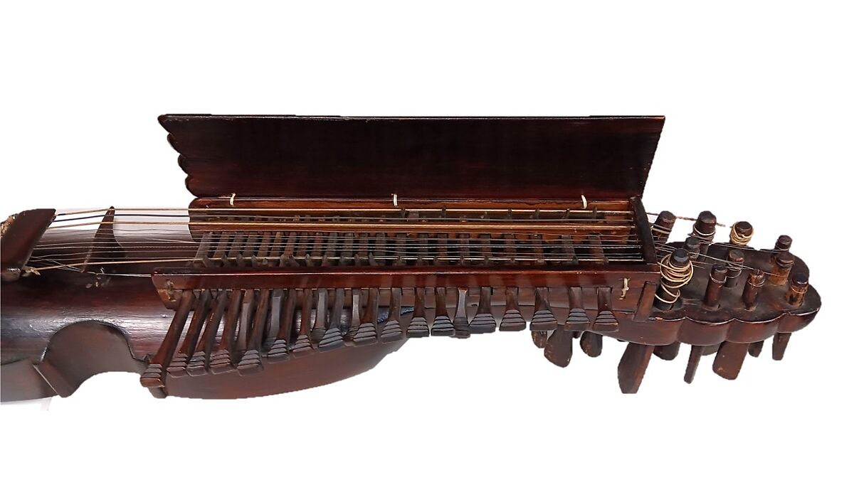 Nyckelharpa, Wood, various materials, Swedish