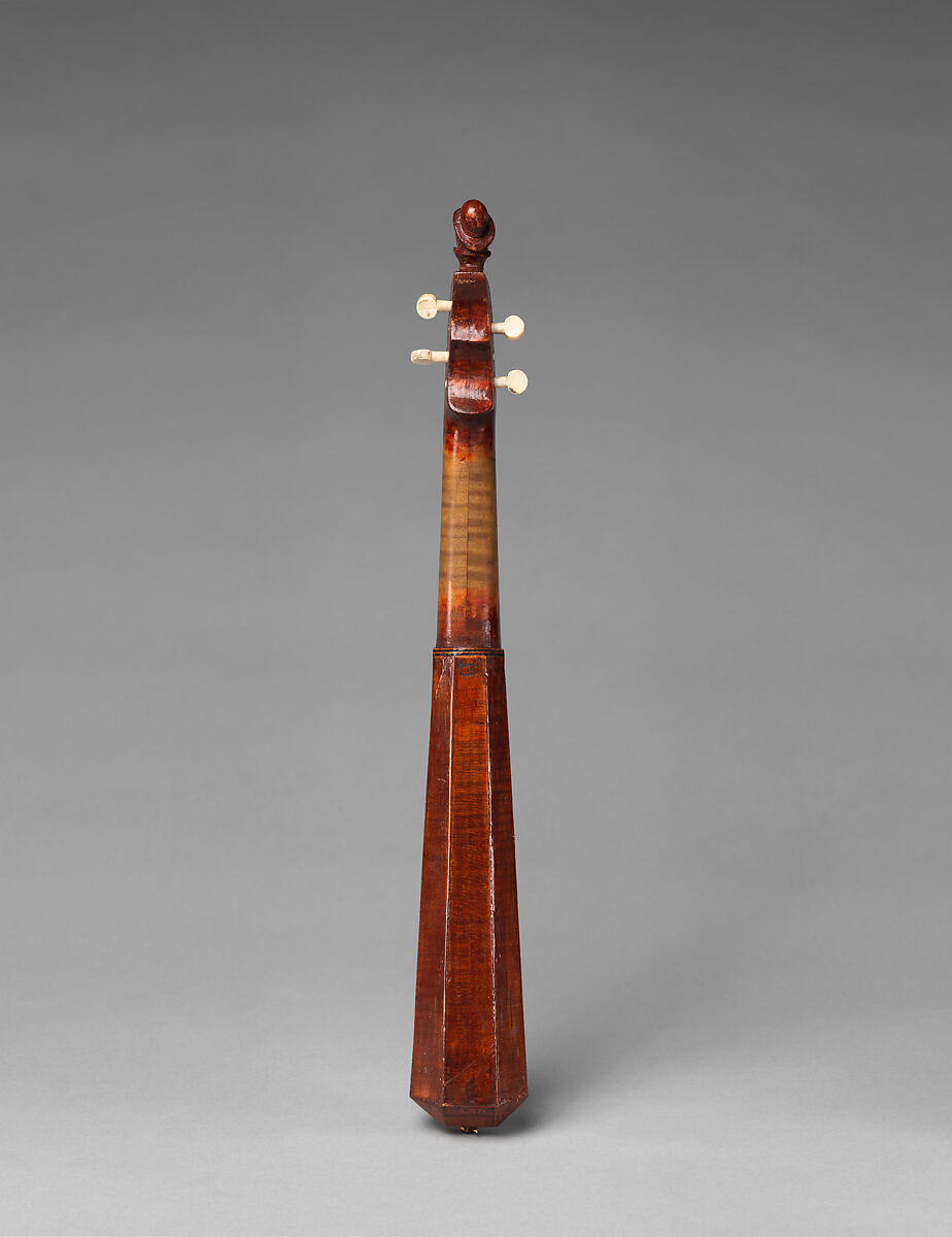 Pochette, wood, ivory, French