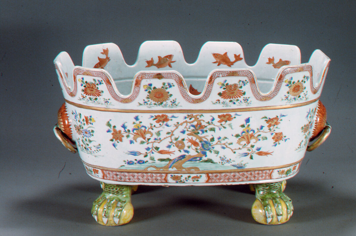 Monteith, Porcelain painted in overglaze famille verte enamels and gilt, China 