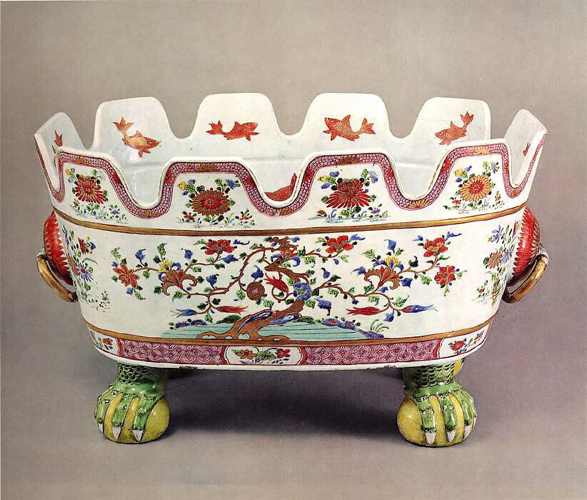 Monteith, Porcelain painted in overglaze famille verte enamels and gilt, China