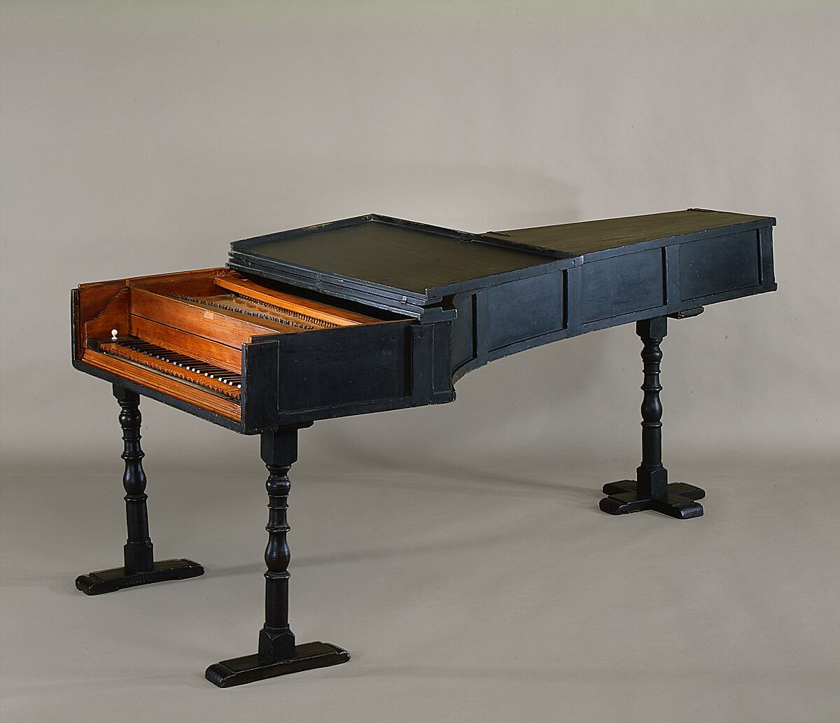 Grand Piano, Bartolomeo Cristofori (Padua 1655–1731 Florence), Cypress, boxwood, paint, leather, fir, Italian (Florence)