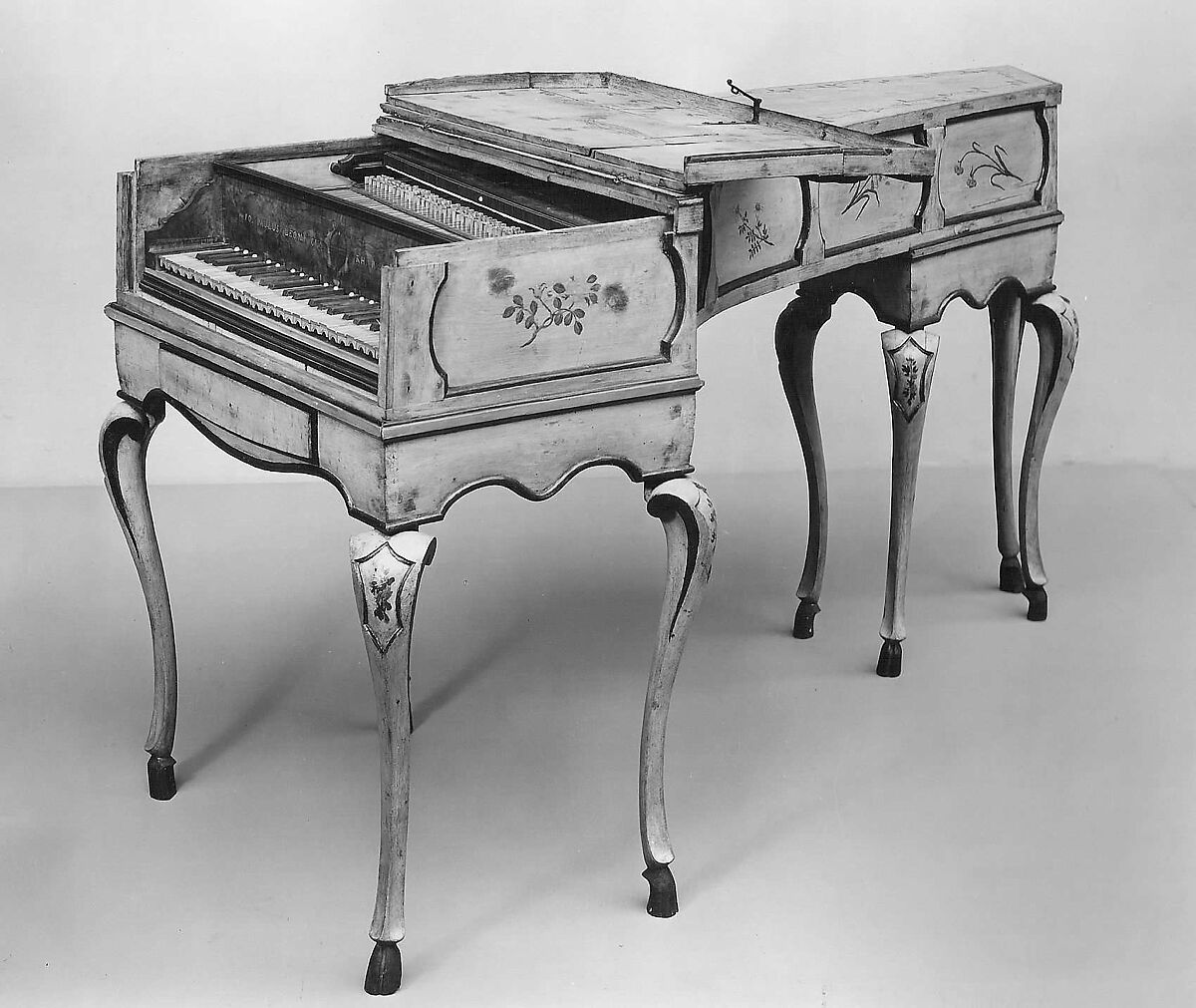 Harpsichord, Giovanni Paolo Leoni (Italian, active late 18th century), Wood, various materials, Italian 