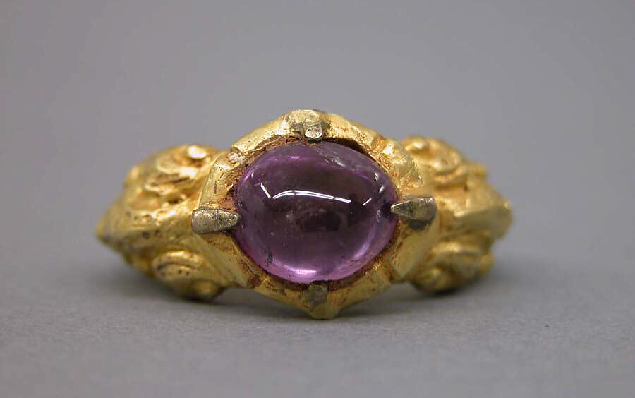 Ring with Inset Purple Oval-shaped Stone, Gold with purple stone, Indonesia (Java)