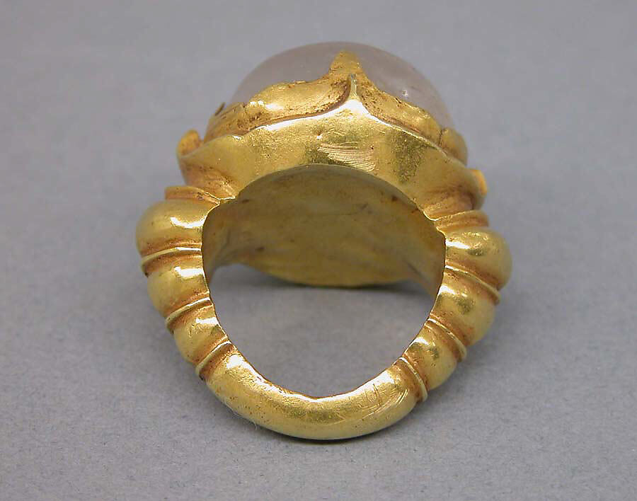 Ring with Circular Clear Stone, Gold with clear stone, Indonesia (Java)
