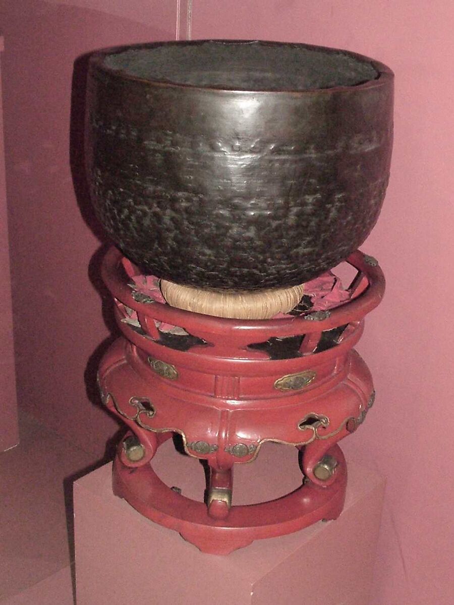 Dobachi (銅鉢), Metal, wood, lacquer, Japanese