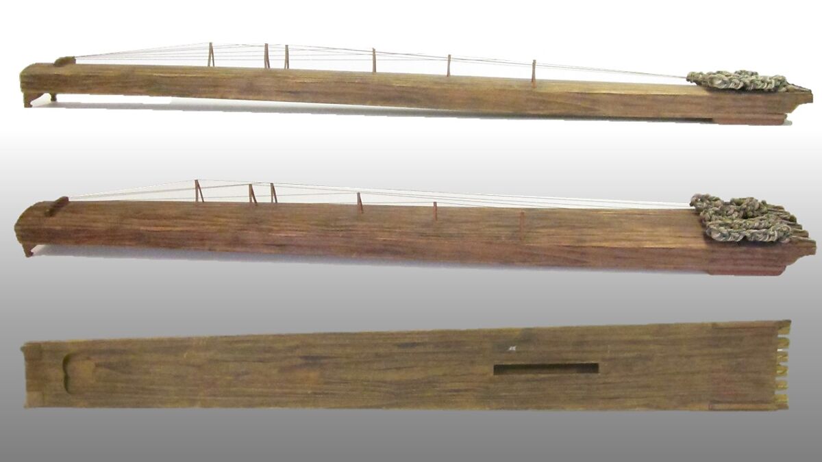 Wagon (和琴), Mizutani Kakumu (professional name: Fujiwara Mitsukazu or Kowa), Hinoki  (Japanese cypress), silk, cotton, metal, Japanese