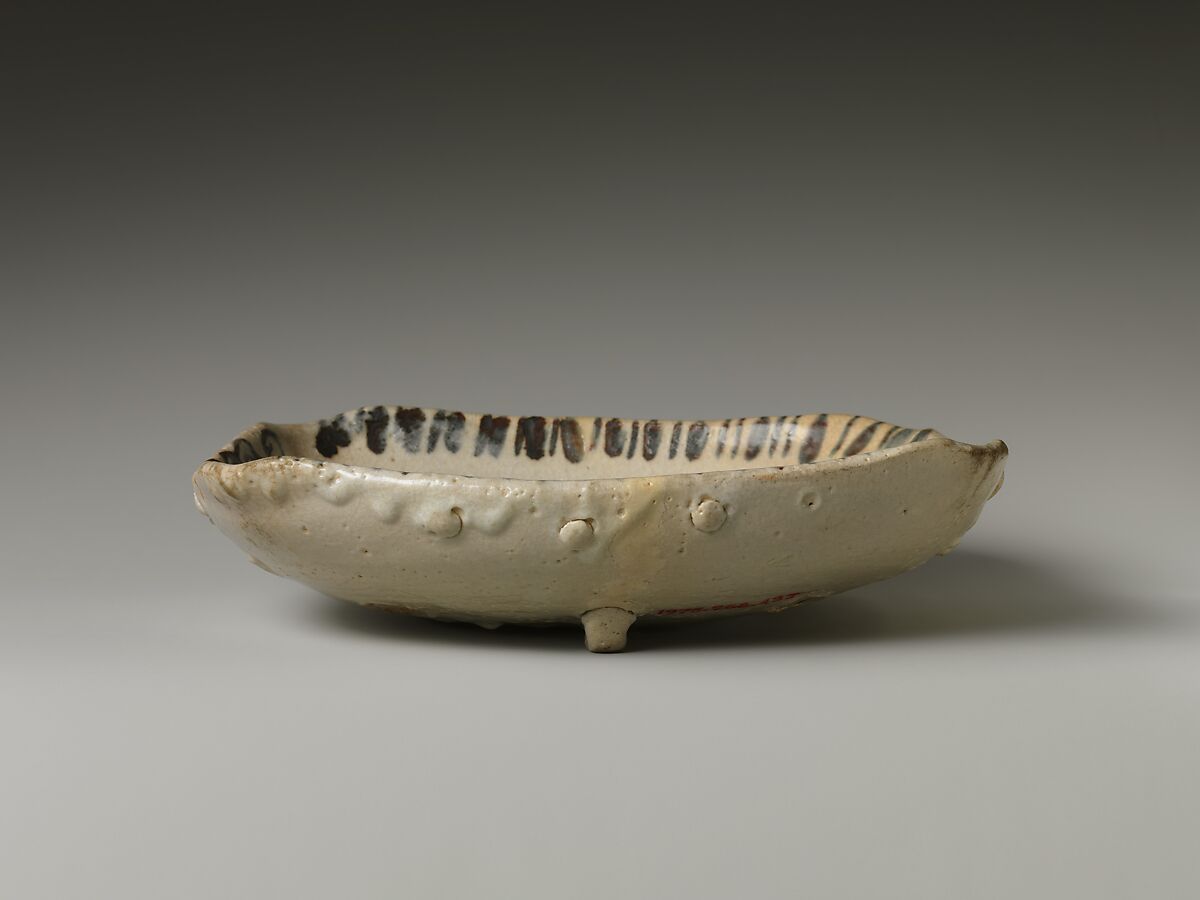 Dish with Reeds, Stoneware with underglaze iron decoration (Mino ware, Shino style), Japan