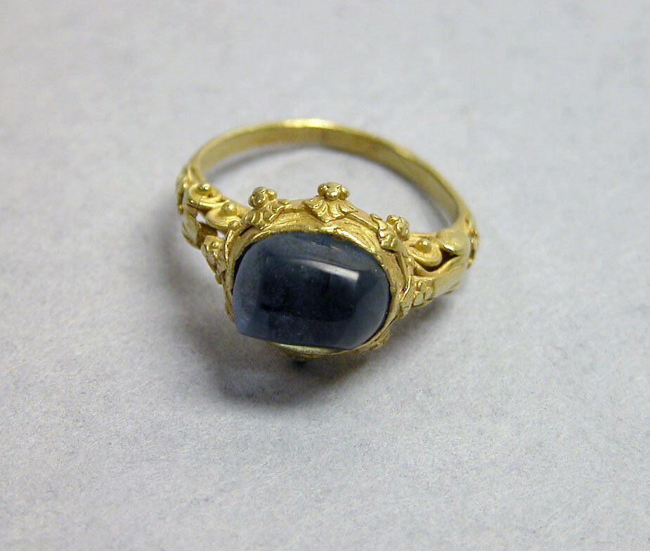 Ring with Blue Stone and Filigree Designs on Mount, Gold with blue stone, Indonesia (Java) 