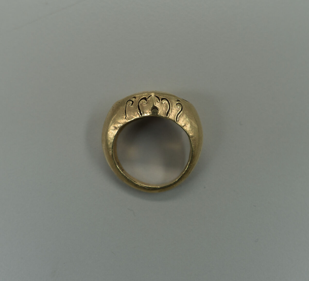 Ring with Lozenge-Shaped Bezel and O.J. Inscription, Gold, Indonesia (Java)