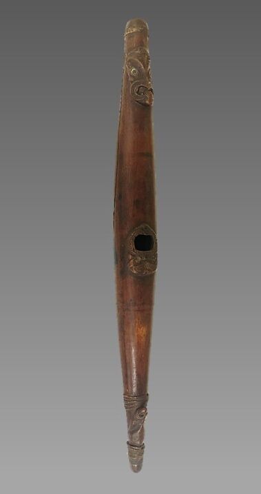 Pūtōrino, Maori, matai (Podocarpus spicatus) wood, fiber cord, paua sea shell ablone, Maori