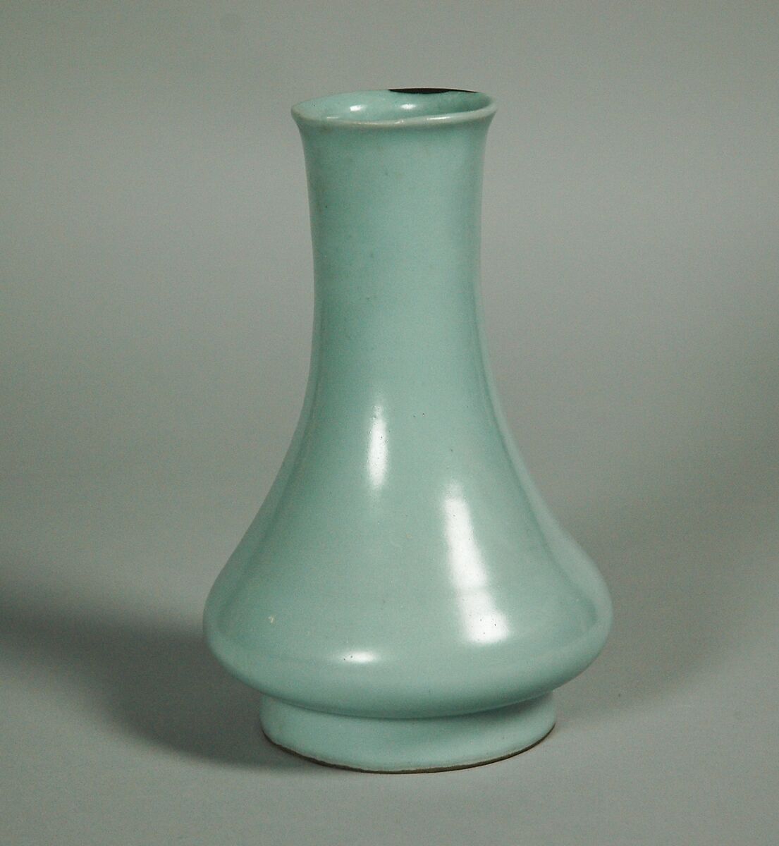 Vase, Stoneware with crackled glaze (Longquan ware), China