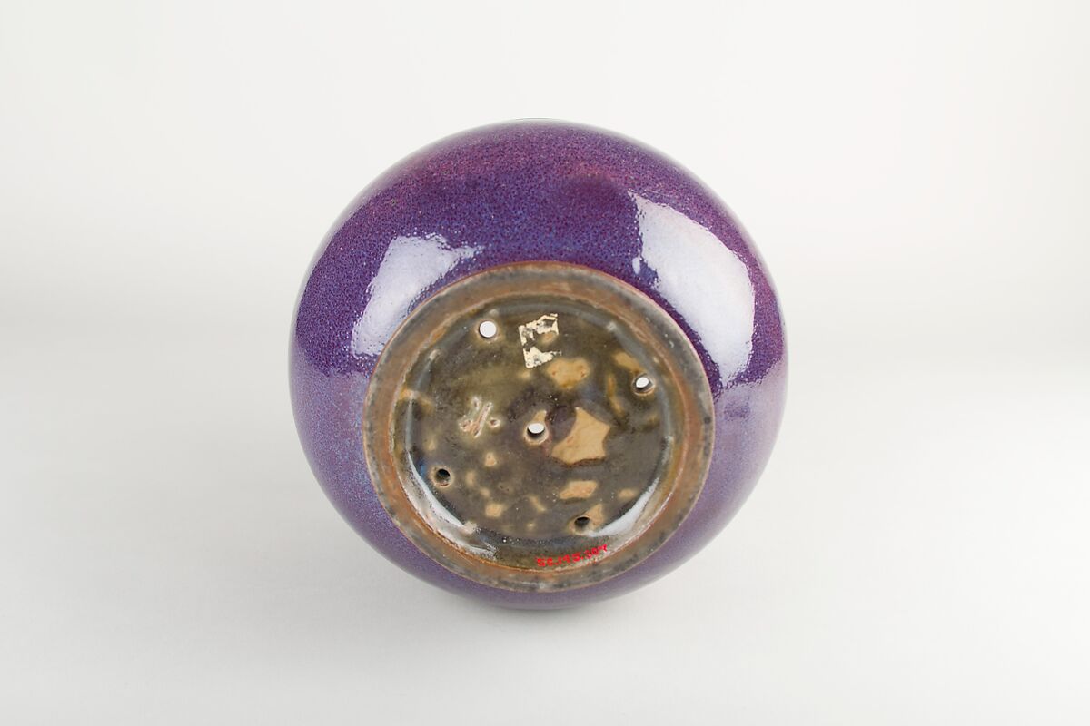 Flower Pot, Stoneware with variegated glaze ("numbered Jun" ware), China