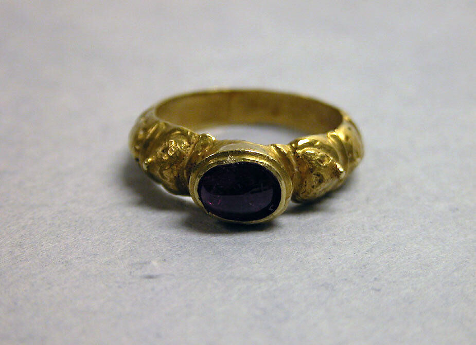 Ring with Red Stone set in Unadorned Bezel | Indonesia (Java) | Central ...