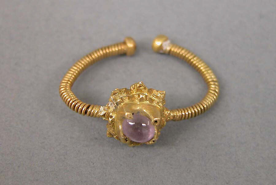 Ring with Purple Stone, Gold with purple stone, Indonesia (Java) 