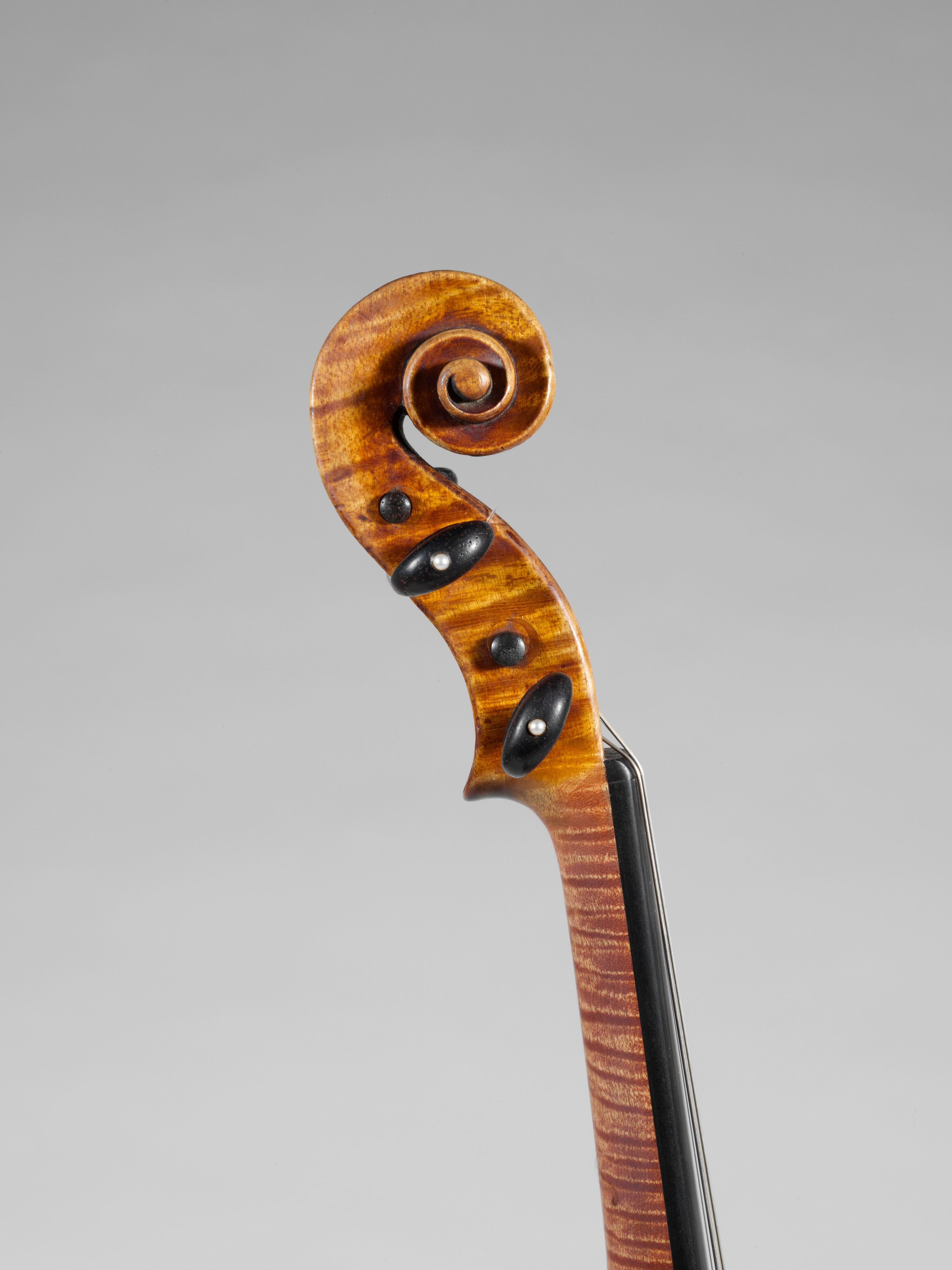 Antonio Stradivari - 