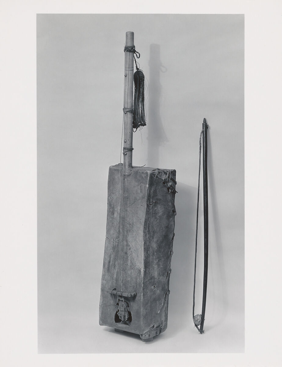 Sintir, Wood, skin, leather, possibly Sudanese