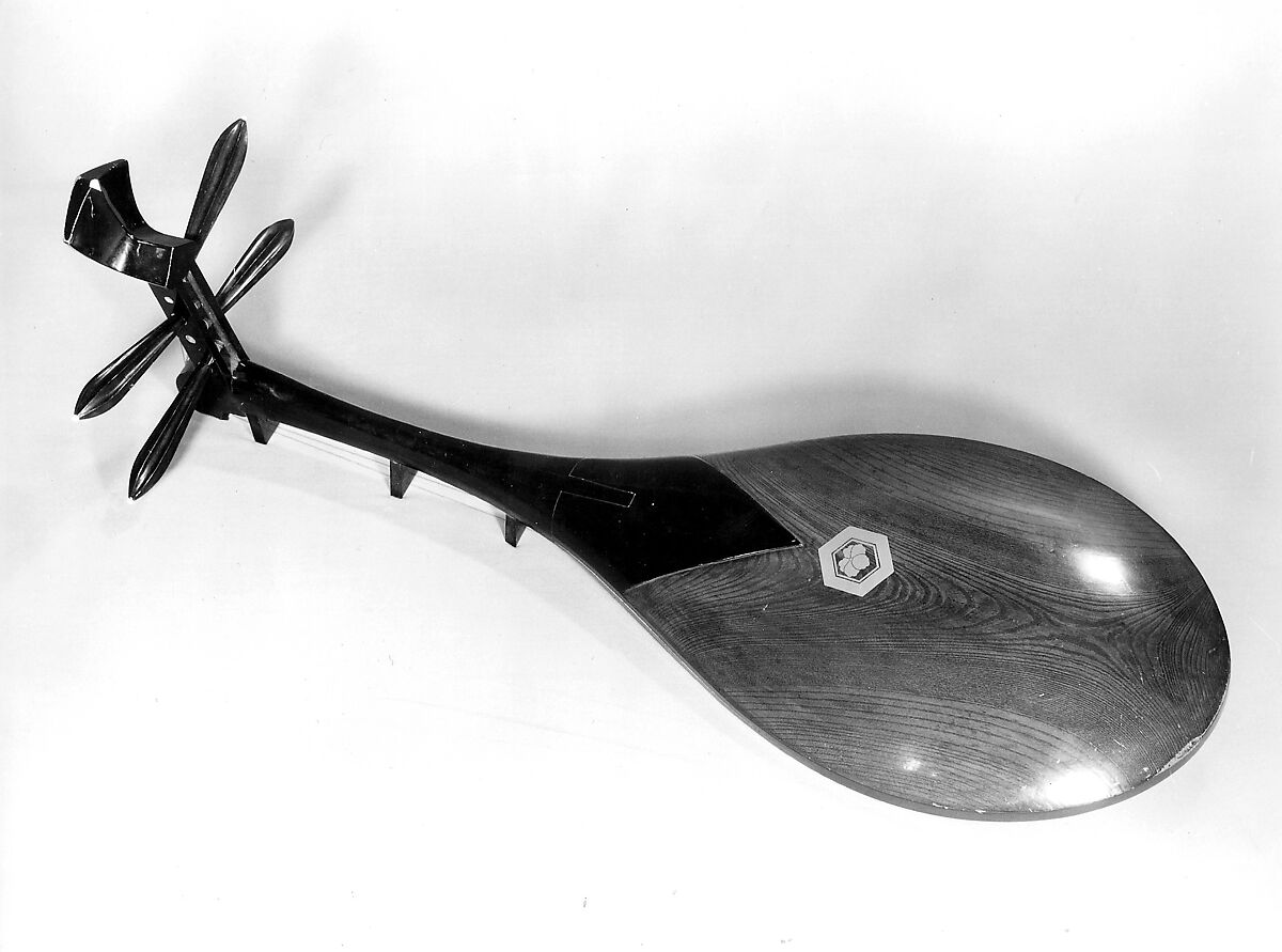 Satsuma Biwa (薩摩琵琶), Wood, mother-of-pearl and ivory, Japanese