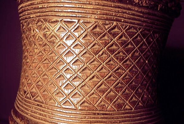 Bulup (drum), Wood, Kuba people, Kasai cluster