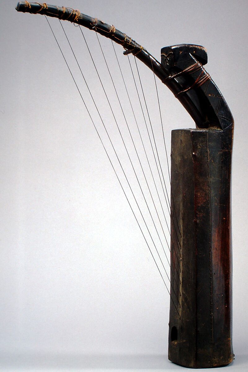 Ngombo, Wood, fiber, skin, Tsogo People