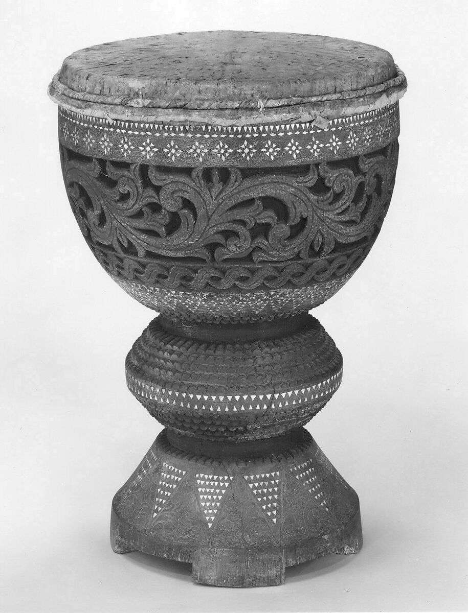 Dadabuan, Wood, mother-of-pearl, skin, Philippine (Mindanao)