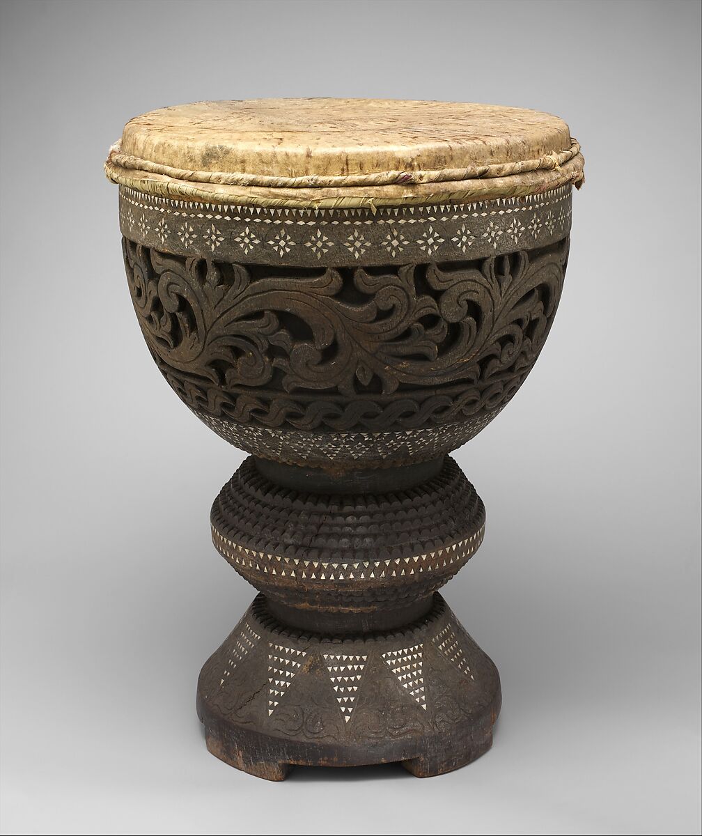 Dadabuan, Wood, mother-of-pearl, skin, Philippine (Mindanao)