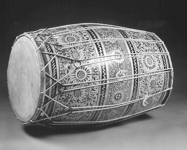 dholak instrument