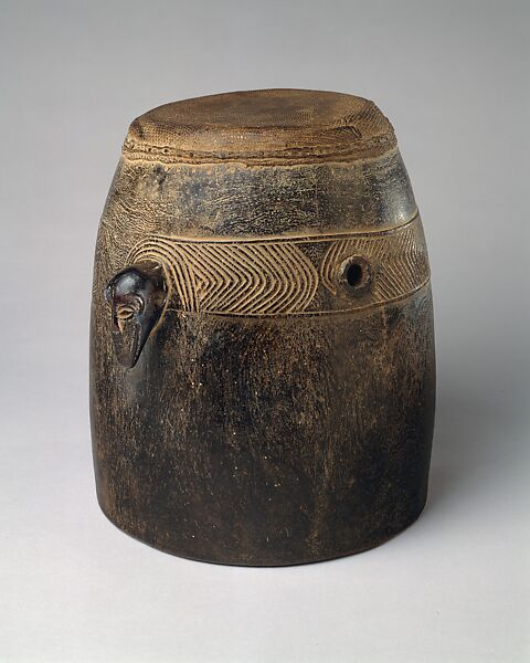 Nfukula (chest drum), Wood, lizard skin, thorns, Tabwa people 