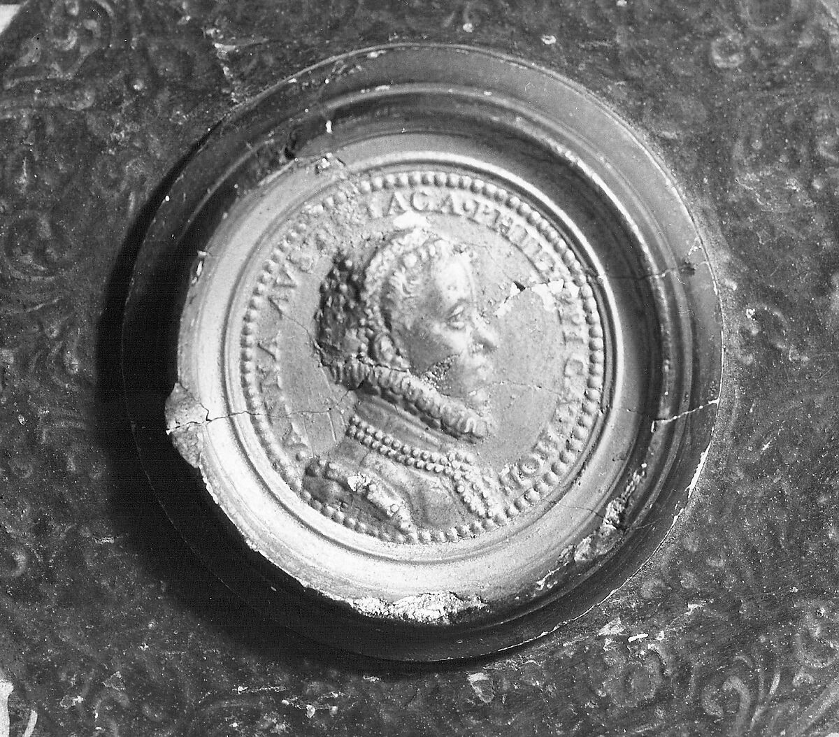 Double Virginal, Hans Ruckers the Elder (Flemish, Mechelen ca. 1545–1598 Antwerp), Pine, beech, poplar, mahogany, paint, gesso, metal, parchment, brass, Flemish