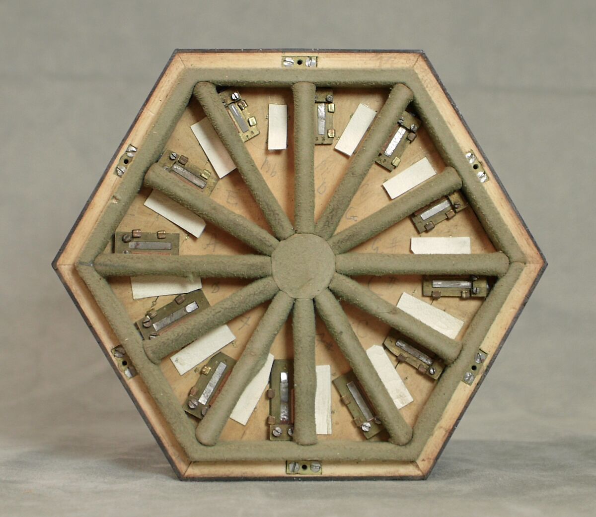 Concertina, Charles Wheatstone (1802–1875), Rosewood, nickel-silver, leather, paper, ivory, tortoiseshell; case of mahogany, British