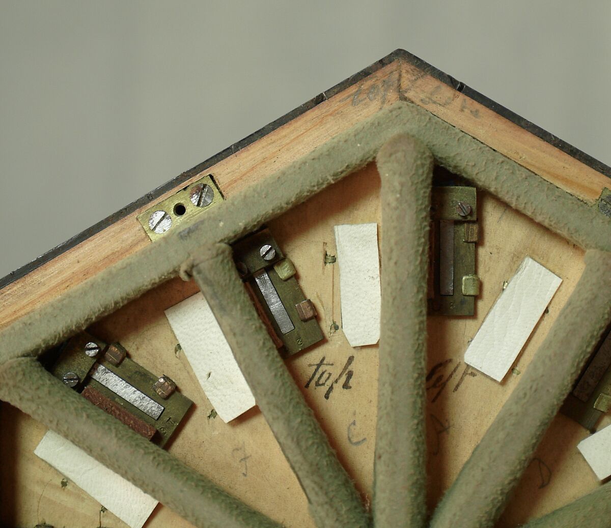 Concertina, Charles Wheatstone (1802–1875), Rosewood, nickel-silver, leather, paper, ivory, tortoiseshell; case of mahogany, British