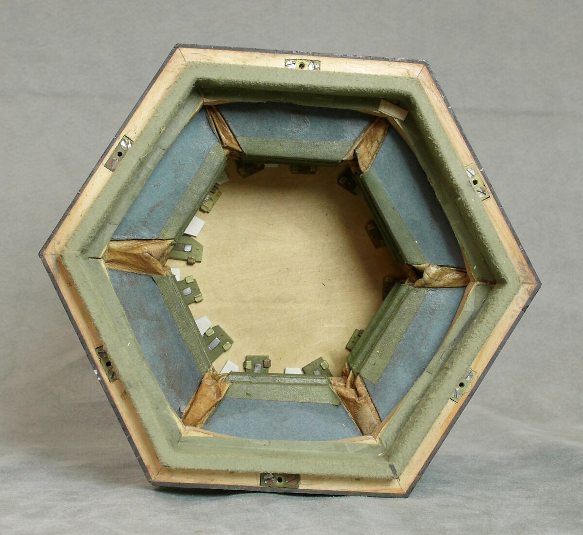 Concertina, Charles Wheatstone (1802–1875), Rosewood, nickel-silver, leather, paper, ivory, tortoiseshell; case of mahogany, British