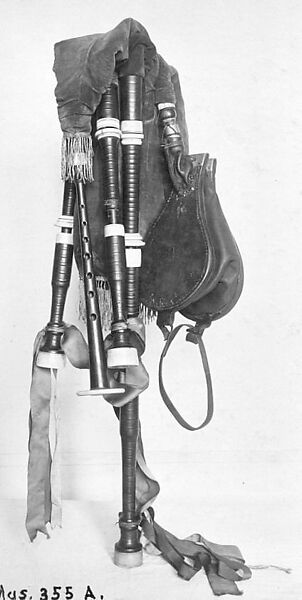 Highland bagpipe with bellows, Wood, ivory, brass, leather, sheepskin, Scottish