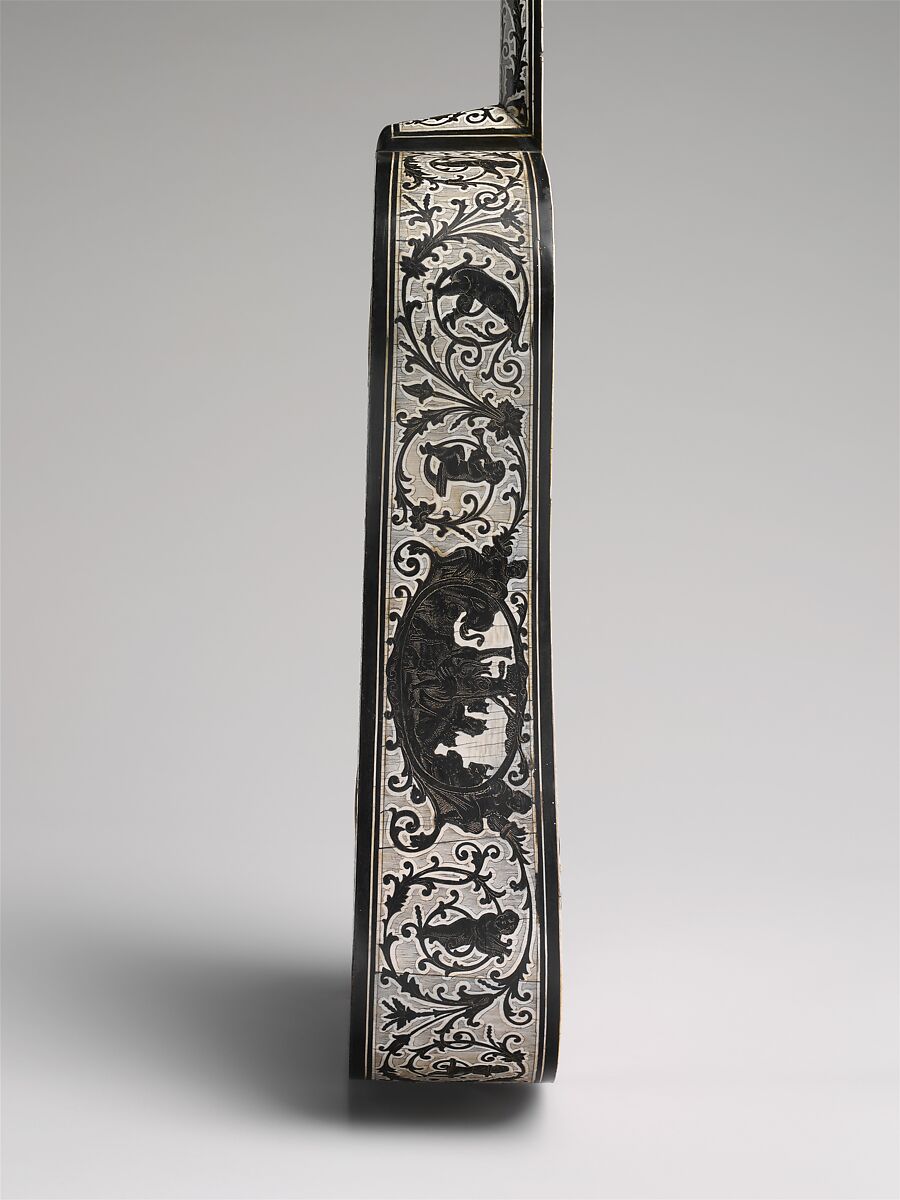Guitar, Spruce, ebony, ivory, tortoiseshell, mother-of-pearl, brass, Italian