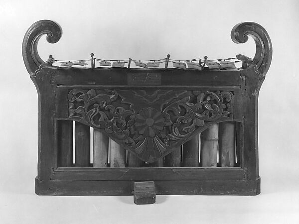 Gender Wayang, Wood, metal, bamboo, cord?, Indonesian