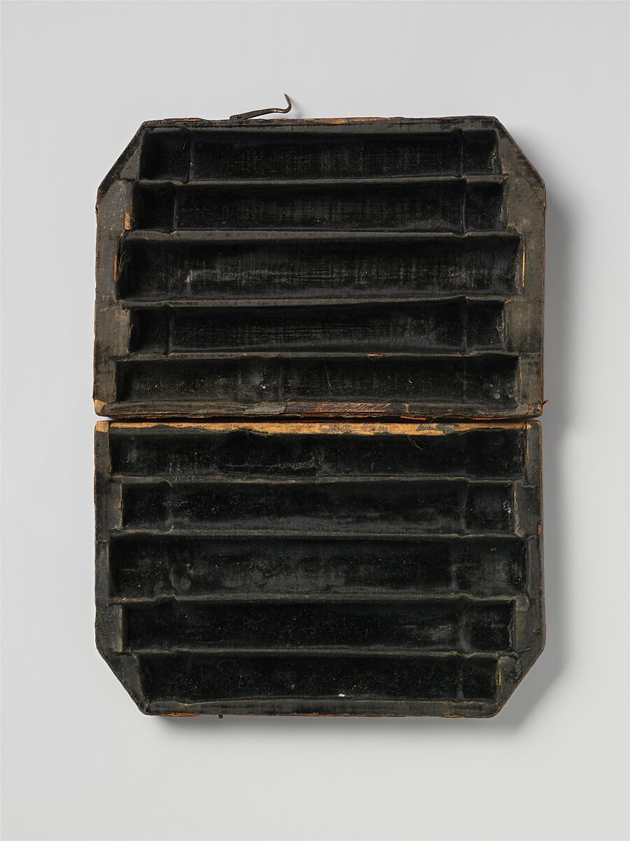 Transverse Flute in D-flat, Hard-paste porcelain, gold-plated brass, German