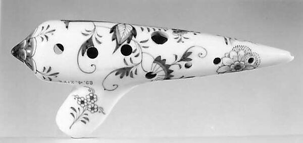 Ocarina, Attributed to Max Freyer &amp; Co., porcelain, German 