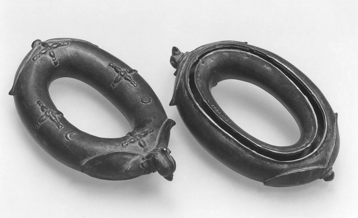 Kaichiliambu (vessel rattles), Bronze, Indian 
