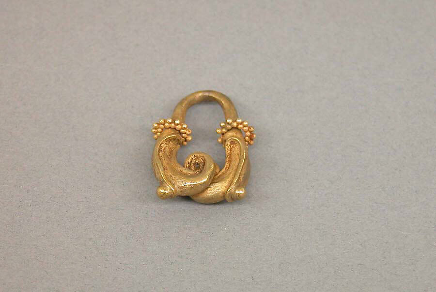 Ear Ornament with Granulate Design and Foliate Motif, Gold, Indonesia (Java) 