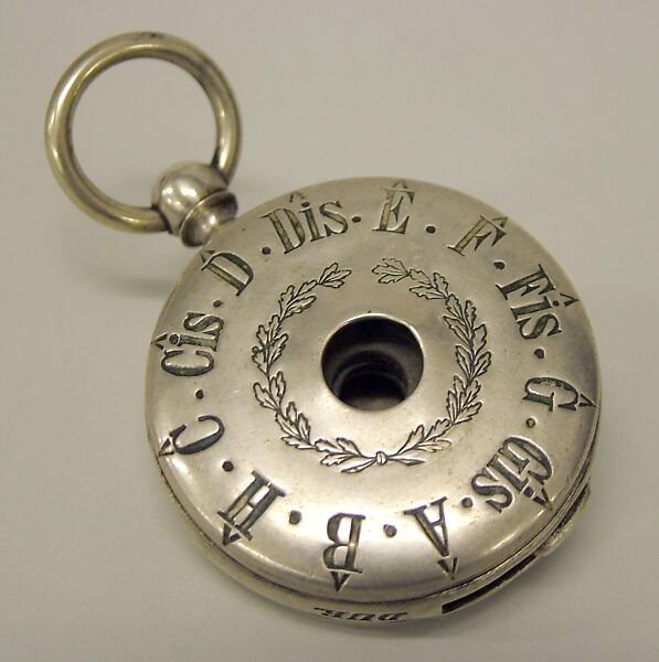 Round Pitch Pipe, Metal, German