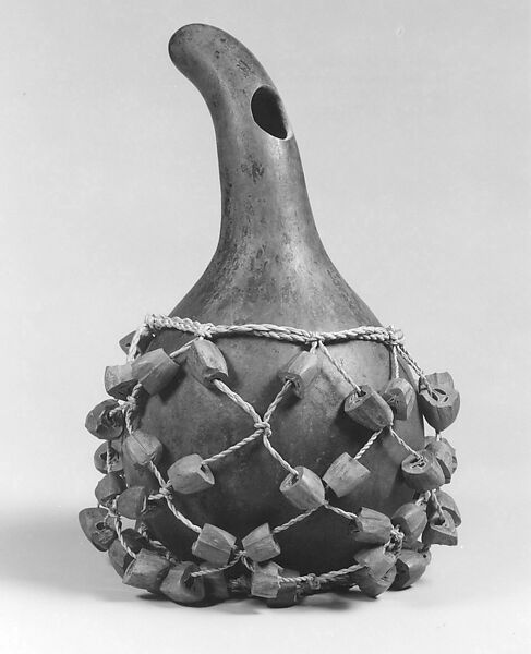 Ficáw (rattle), Gourd, nut, fiber, Cameroonian