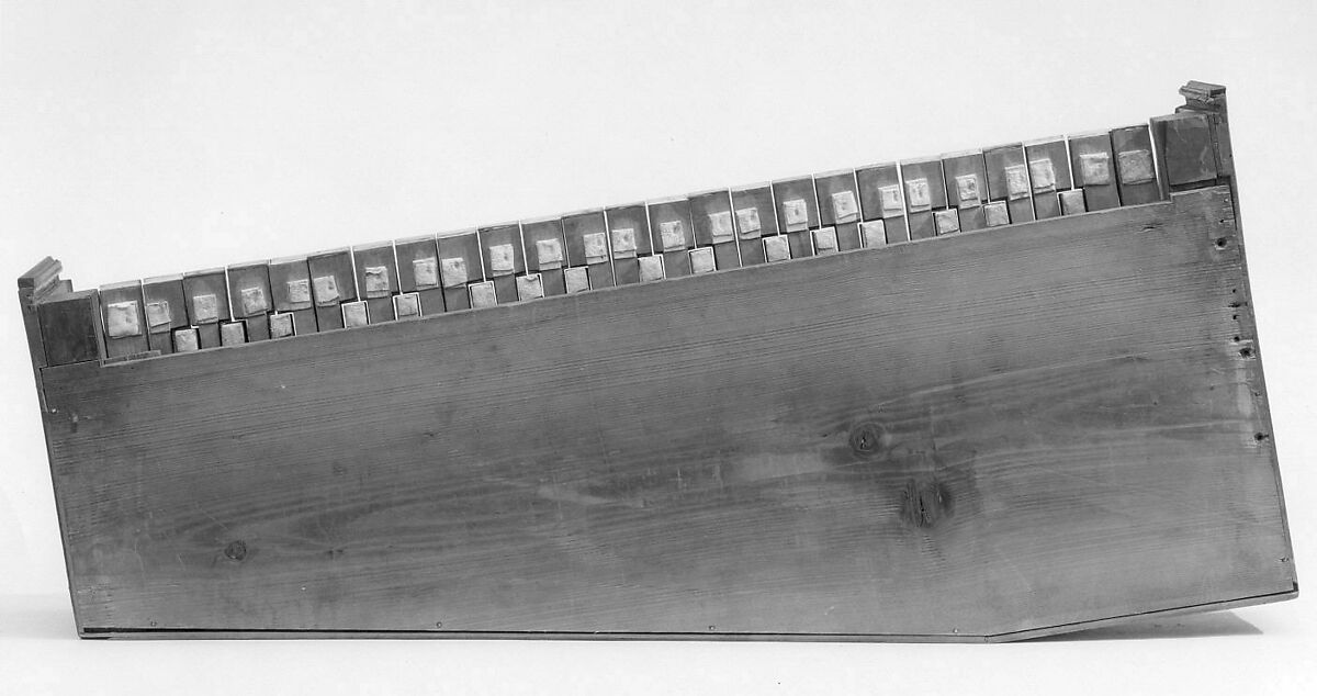 Rectangular Octave Virginal, Wood and various materials, probably German