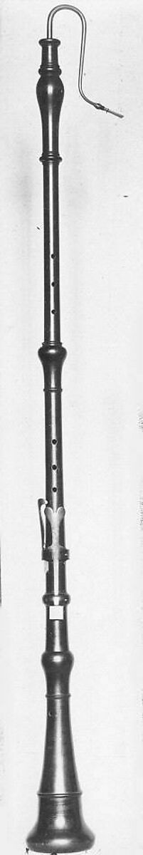 bass oboe instrument