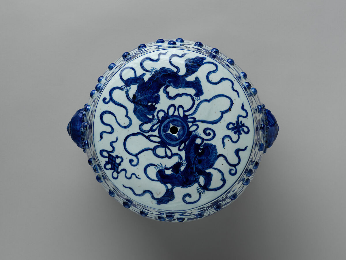 Garden seat with scene of a lotus pond, Porcelain painted in underglaze cobalt blue (Jingdezhen ware), China