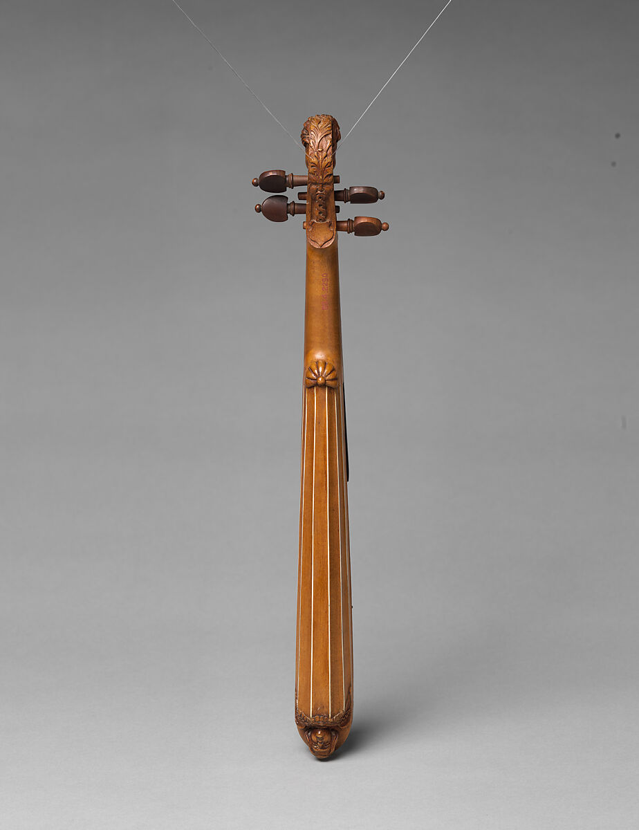 Pochette, wood, ivory, German