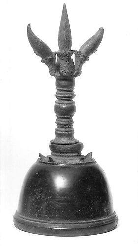 Gheṇṭa (prayer bell)